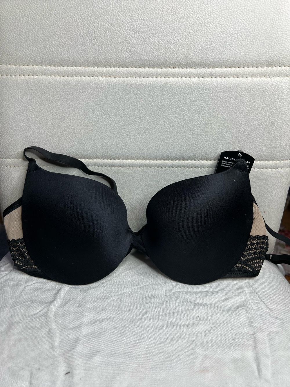 Maidenform Black and Nude Lace Push-Up Bra